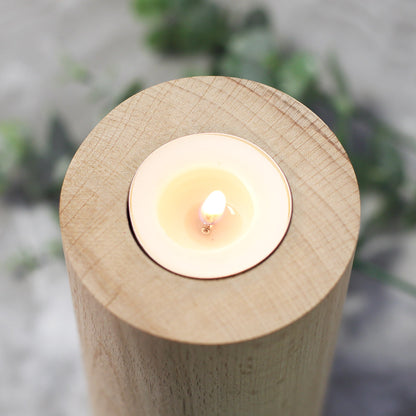 Teelichthalter aus Holz, rund, mit Trauermotiv "Pusteblume" Detailansicht von oben
