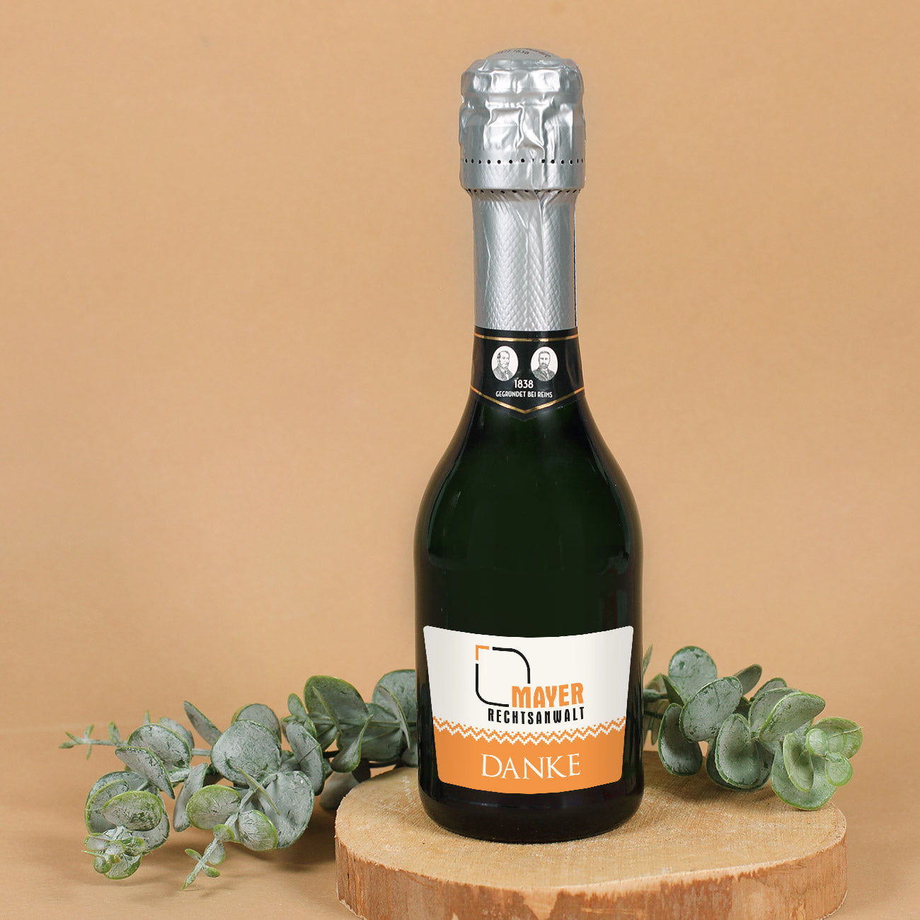 kleine Sektflasche - "Danke" und Firmenlogo