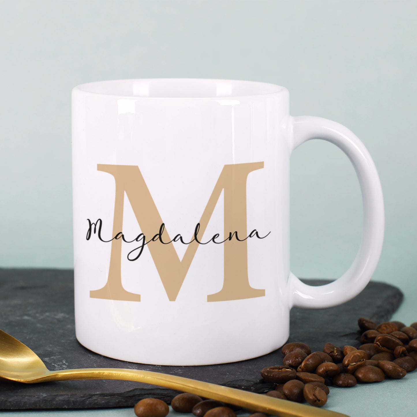 Geschenkset zu Weihnachten mit Tasse und kleinem Stollen