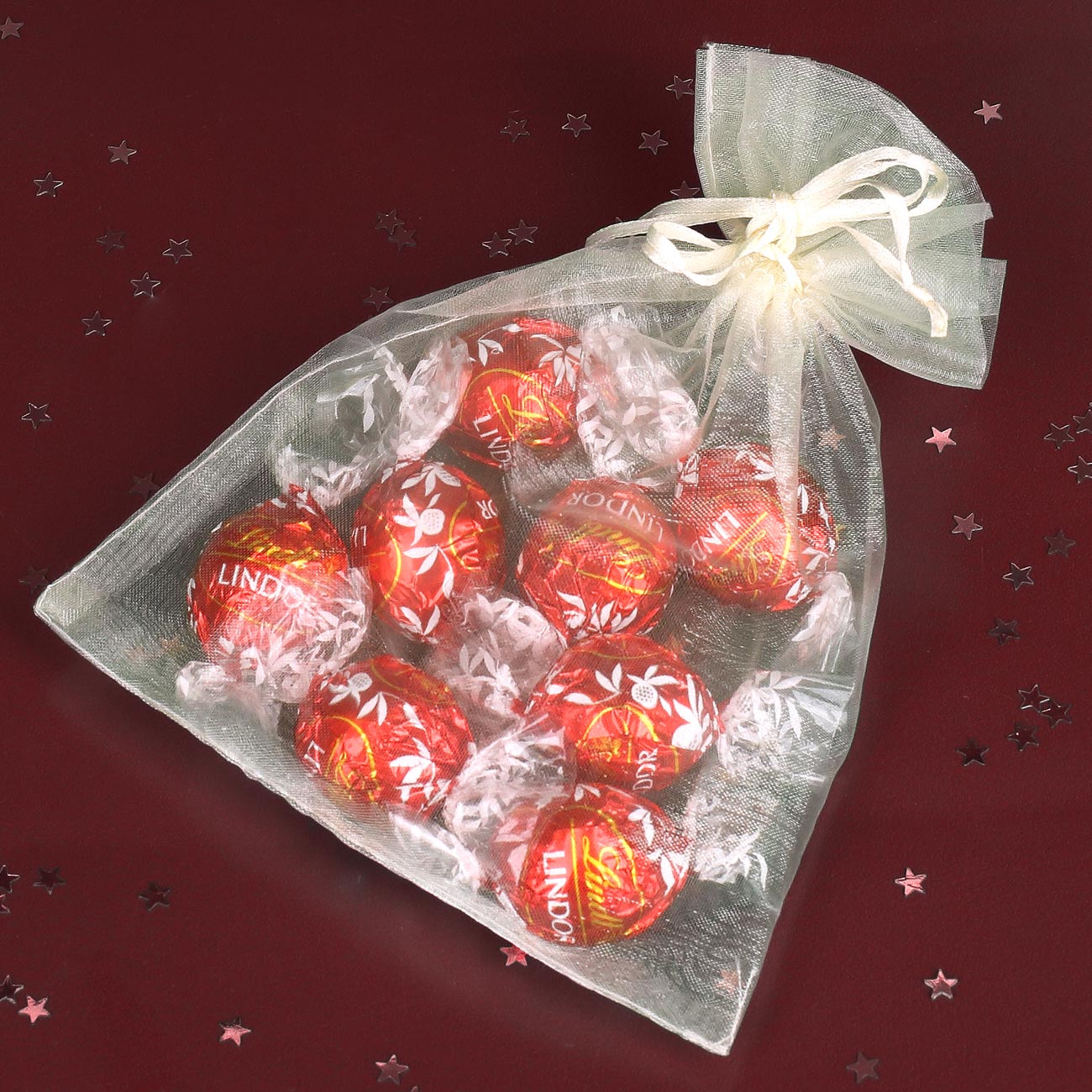 Geschenkset mit Lindor-Kugeln zu Weihnachten