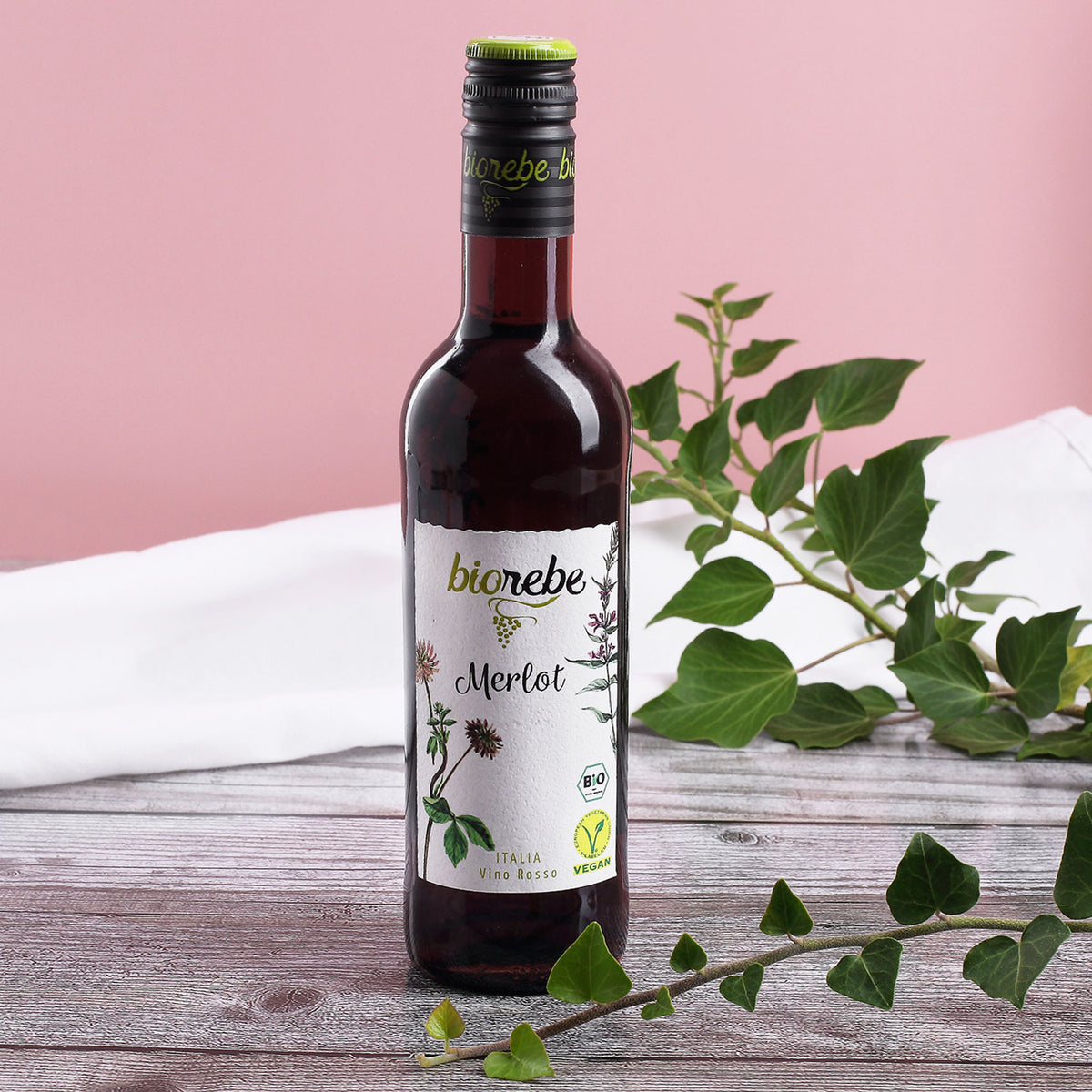 Geschenkset zu Weihnachten mit Holzbox, Weinglas und Wein