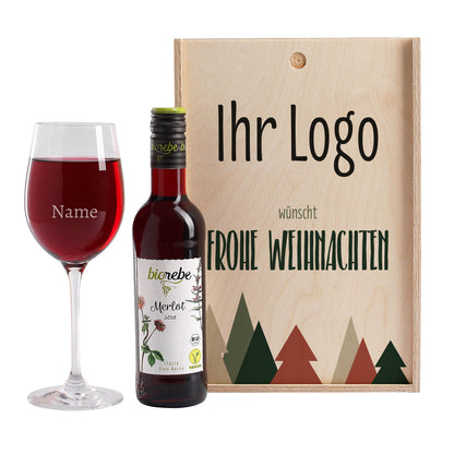 Geschenkset zu Weihnachten mit Holzbox, Weinglas und Wein