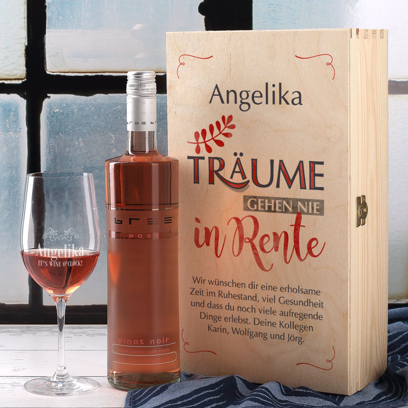 Wein-Set "Träume gehen nie in Rente", mit gravierten Glas