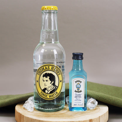 Personalisiertes Gin-Tonic Geschenkset „GINgle Bells“ mit Firmenlogo | Weihnachtsgeschenk für Mitarbeiter