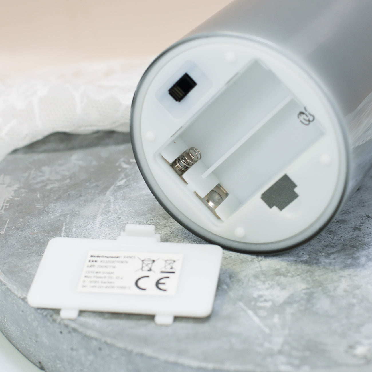 LED Kerze - Batteriefach