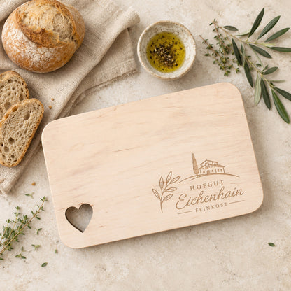 Brettchen aus Holz mit Logogravur