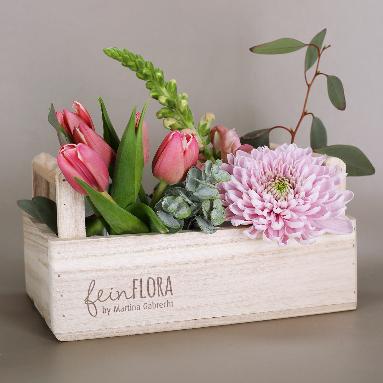 Gravierte Pflanzkiste aus Holz mit 2 Griffen und Wunschlogo