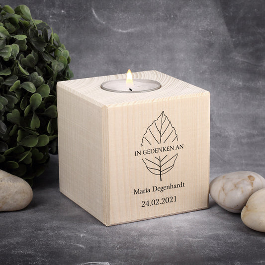 Holzwürfel Gedenk-Teelicht bedruckt mit Blatt-Motiv