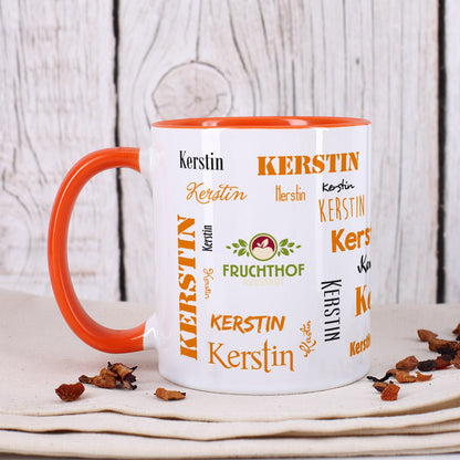 Namenstasse in verschiedenen Schriftarten mit Logo