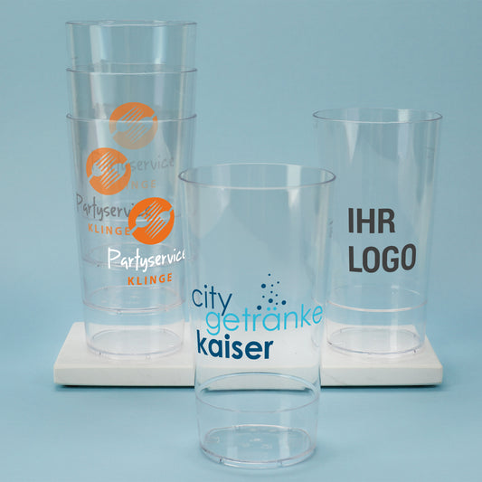 Bedruckter Stapelbecher mit Firmenlogo