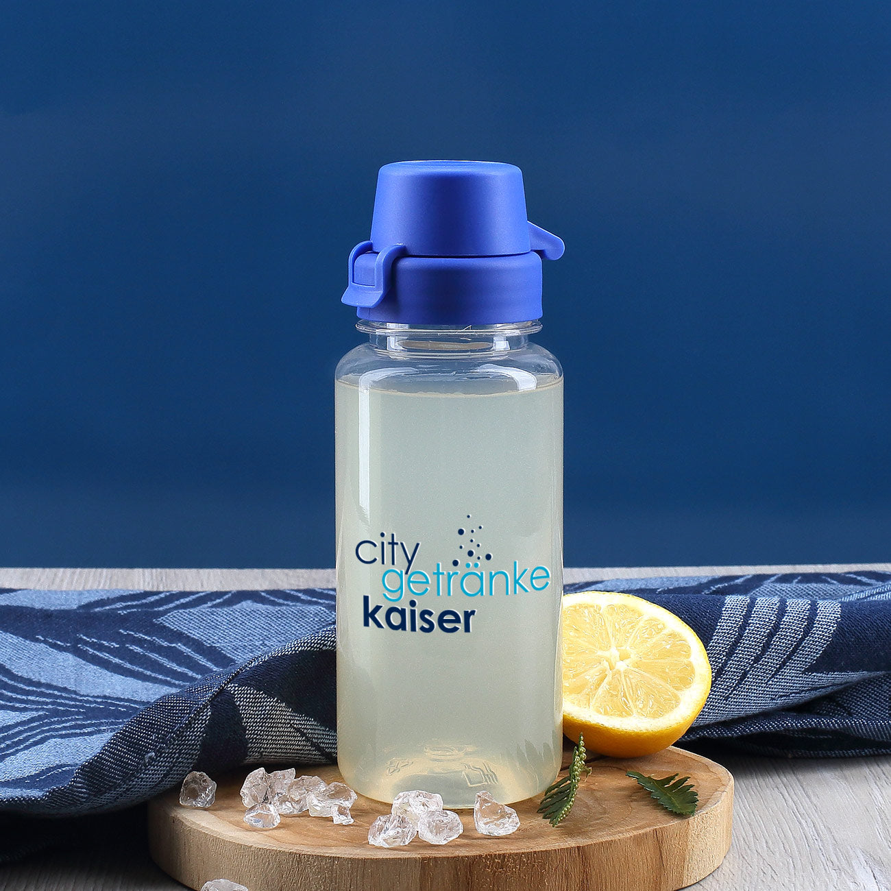 Bedruckte Trinkflasche mit Logo in zwei Größen