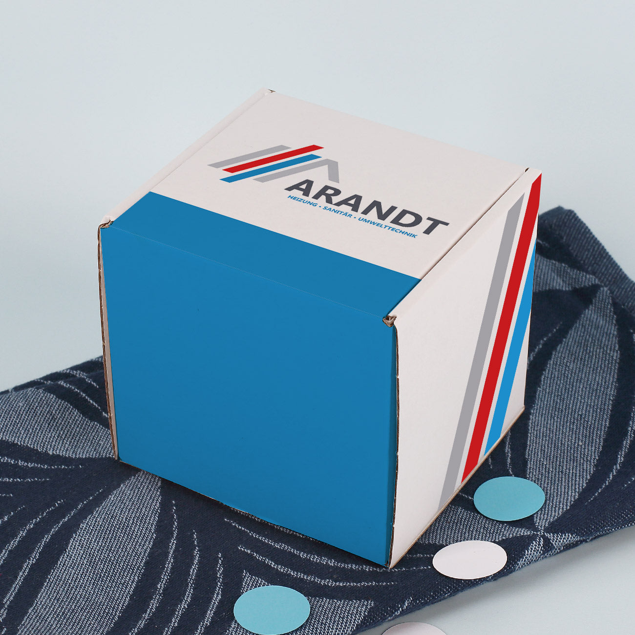 Geschenkverpackung mit persönlichem Aufdruck für Mitarbeiter