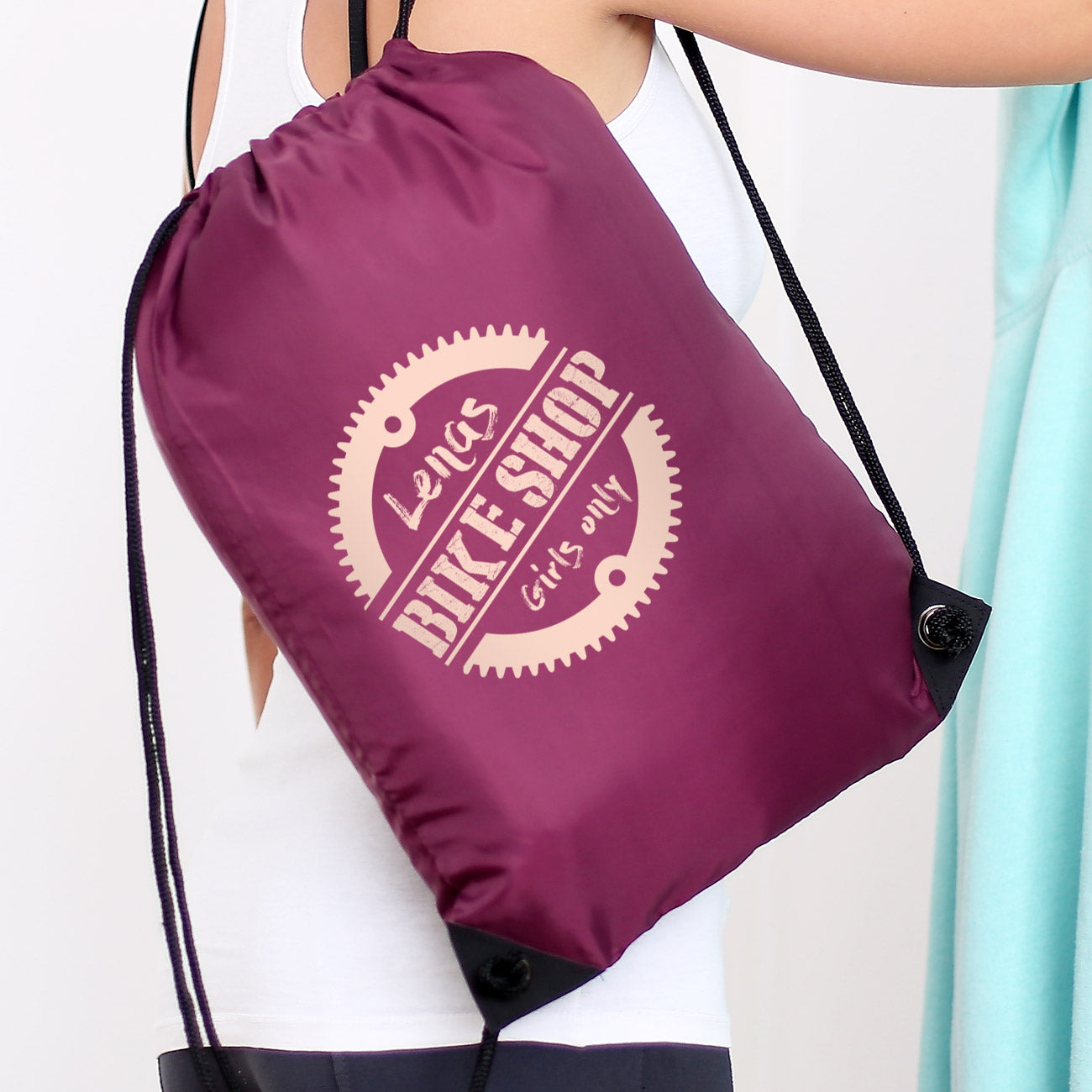 Bedruckter Turnbeutel mit Firmenlogo in versch. Farben