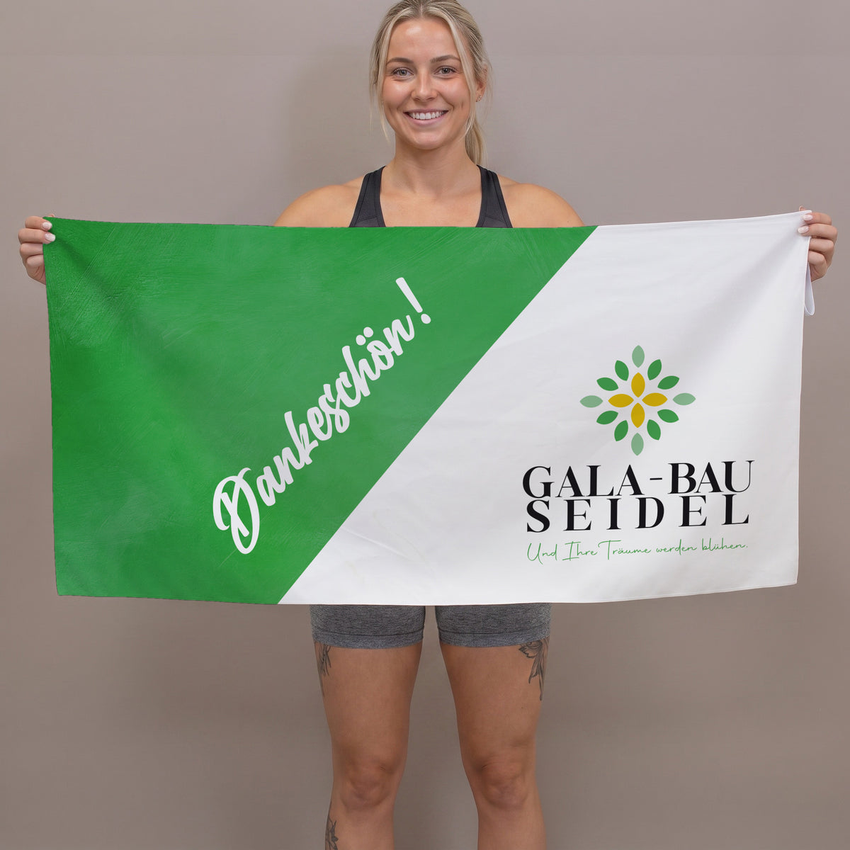 Personalisiertes Microfaser-Handtuch „Dankeschön“ mit Firmenlogo | Sporthandtuch mit Logo bedruckt