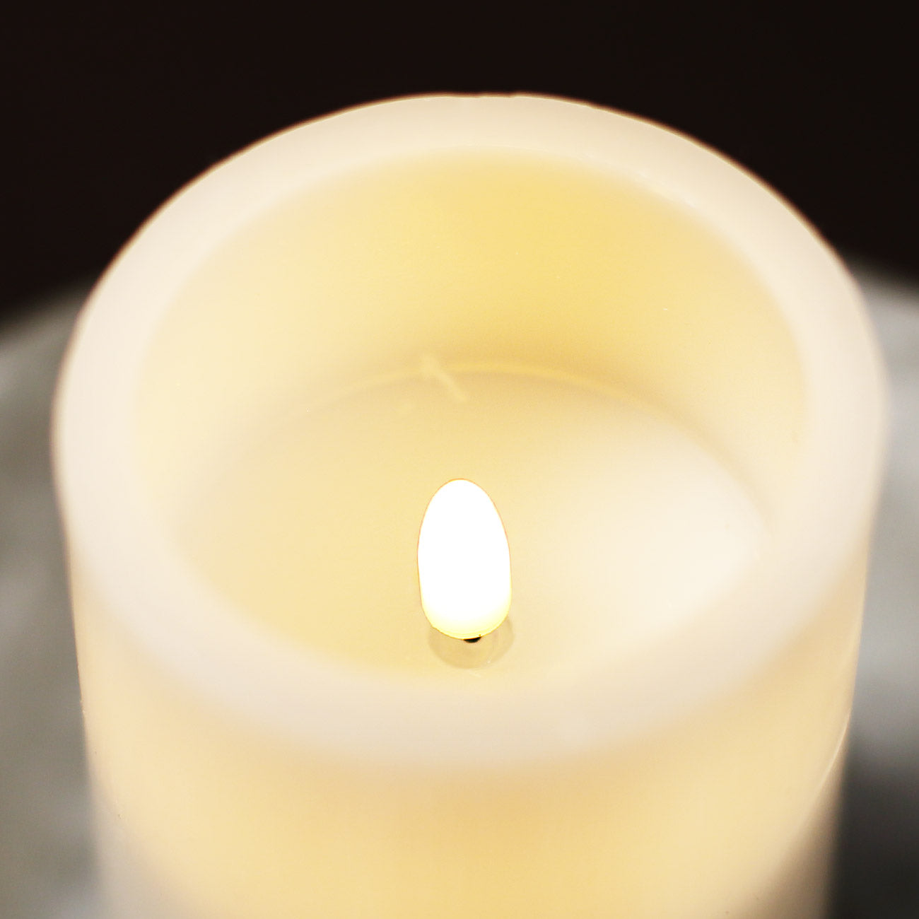 Erinnerungskerze mit LED mit Wunschname und Datum