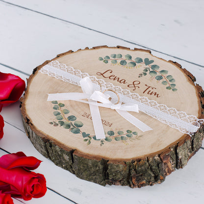 Baumscheibe als Ringkissen Eukalyptus Motiv