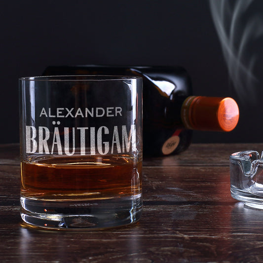 Individuelles Trinkglas für Whiskey