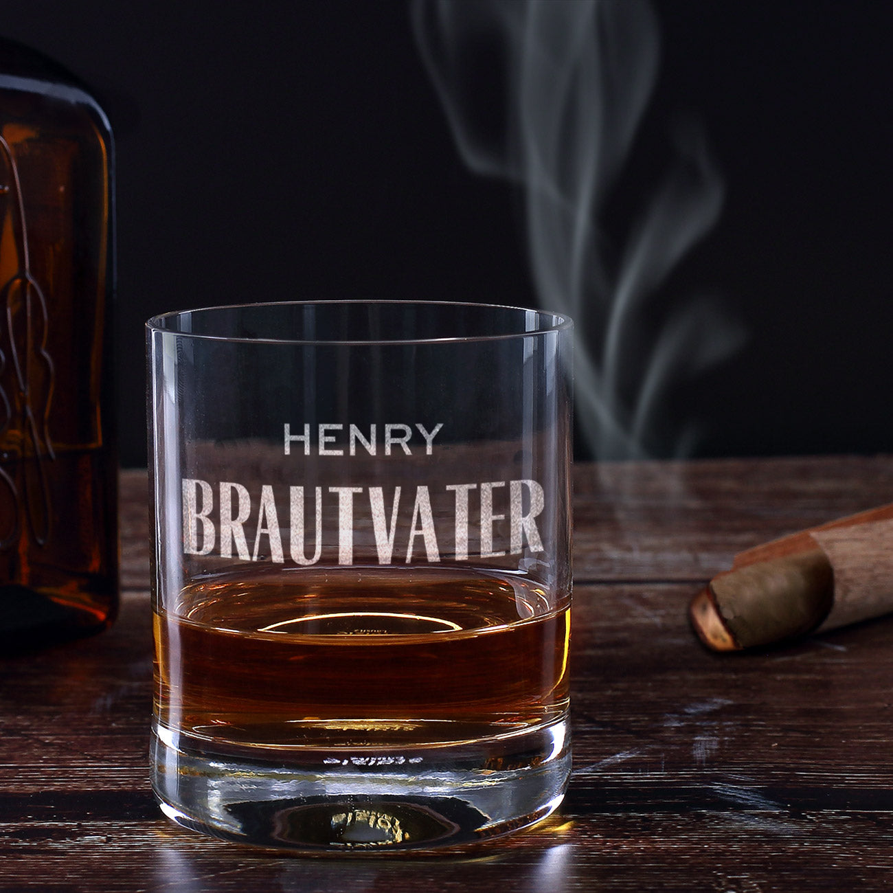 Whiskeyglas als Geschenkidee an Brautpaar