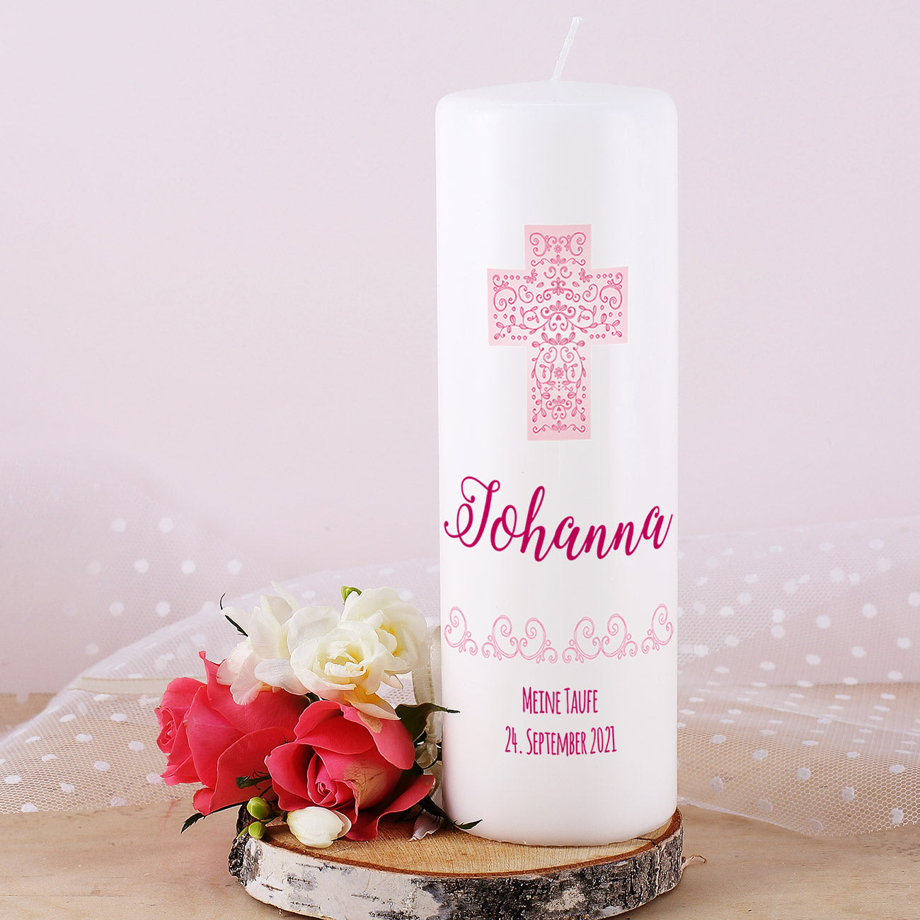 Taufkerze, Kommunionkerze oder Konfirmationskerze mit rosa Kreuz für Mädchen
