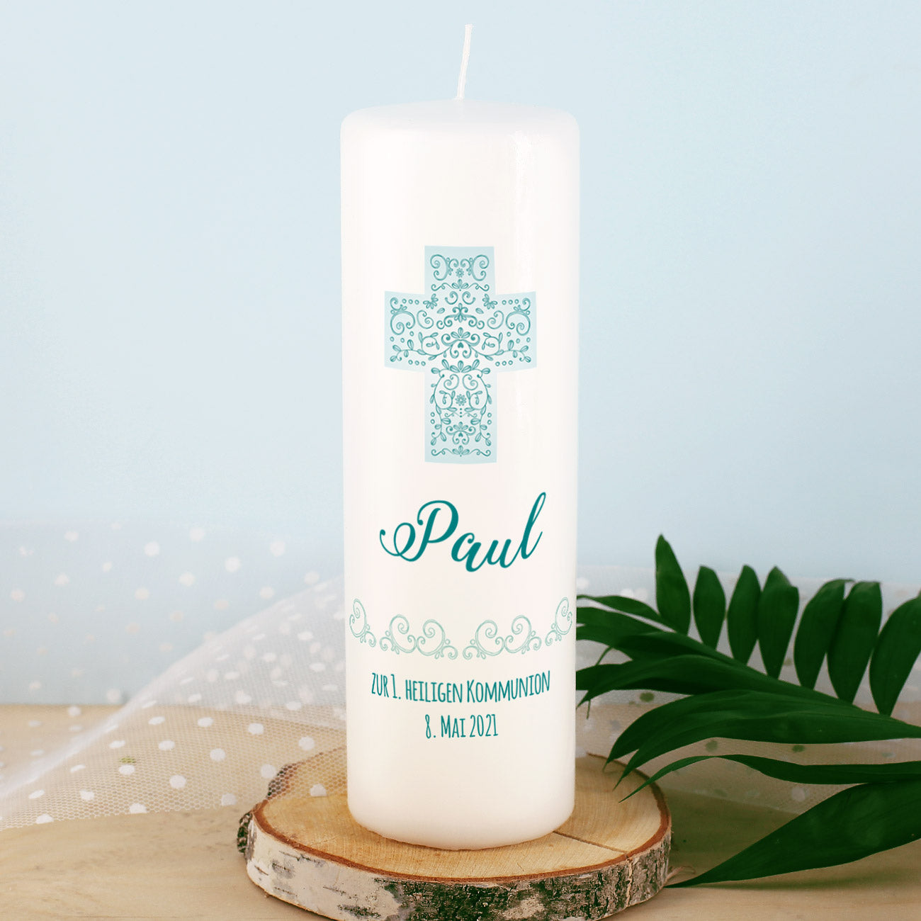 Kerze mit Kreuz-Motiv und Personalisierung für religiöse Anlässe