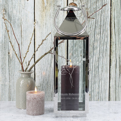 Große Metall-Laterne mit Calla Blume und Gravur des Namens