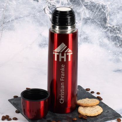 rote Thermosflasche mit Name und Firmenlogo