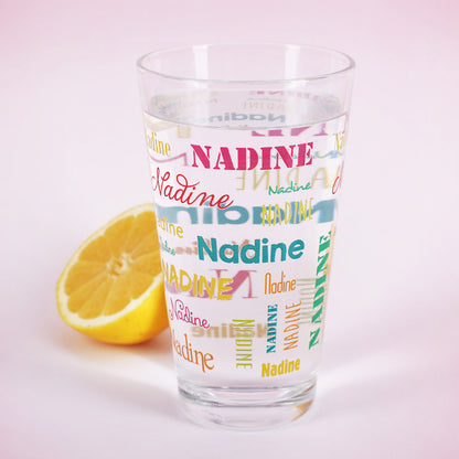 Bedrucktes Trinkglas mit Name