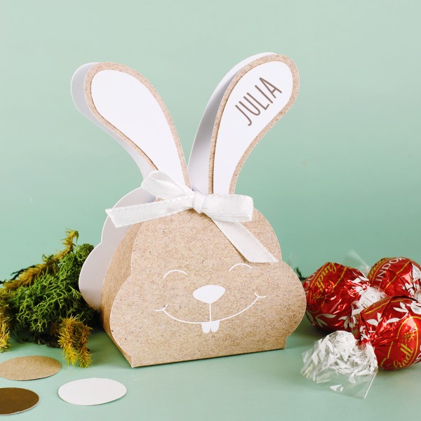 Personalisierte Häschenverpackung mit Lindor-Lugeln gefüllt für Ostern